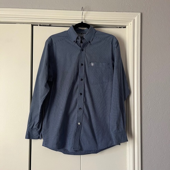 Ariat Pro Series Men's Blue Checkered Long Sleeve Button Down Shirt - Picture 1 of 6